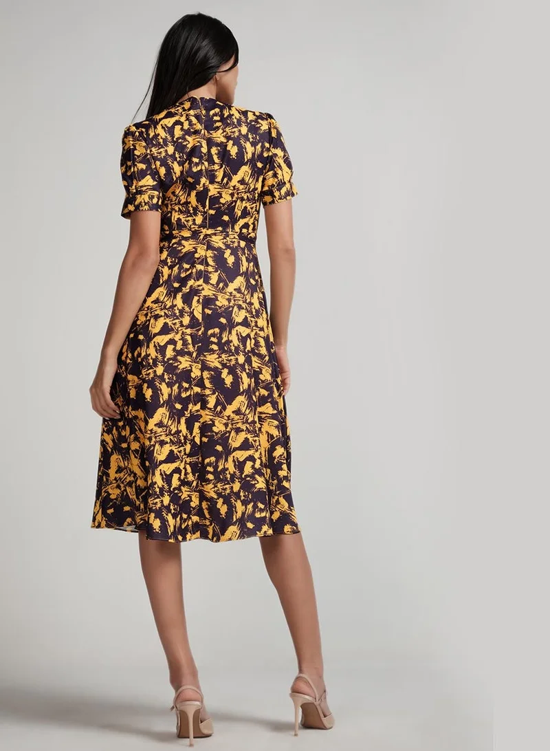 Zigzag Printed Wrap Midi Dress