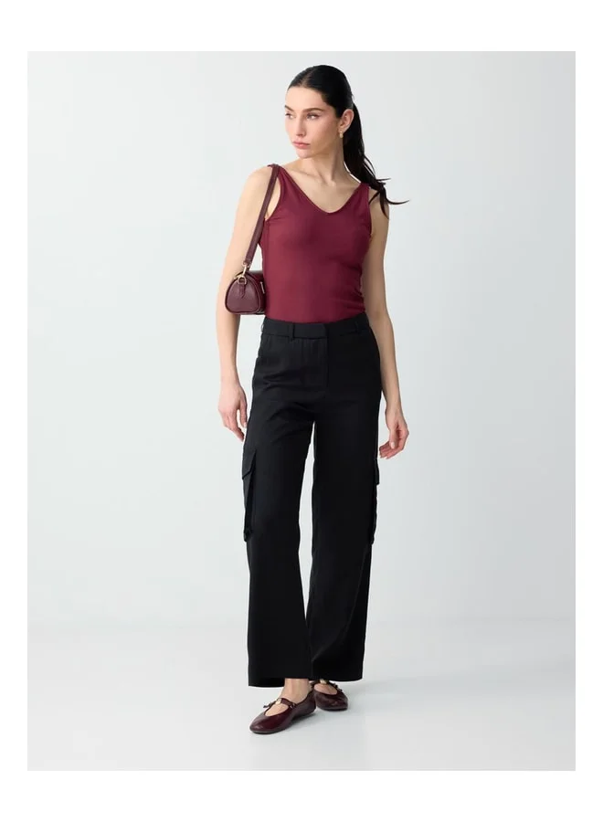 Jimmy Key Burgundy Slim Fit V-Neck Basic Knit Tank Top.