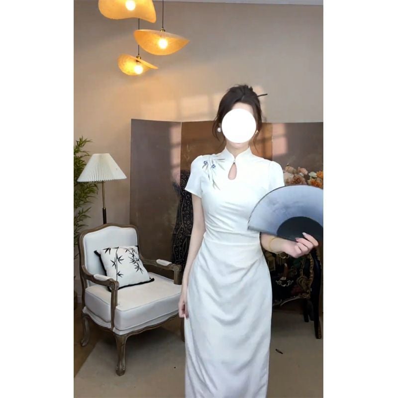 Elegant Cheongsam 2024 Modern Dress Slimming Design 9114  - Image 3