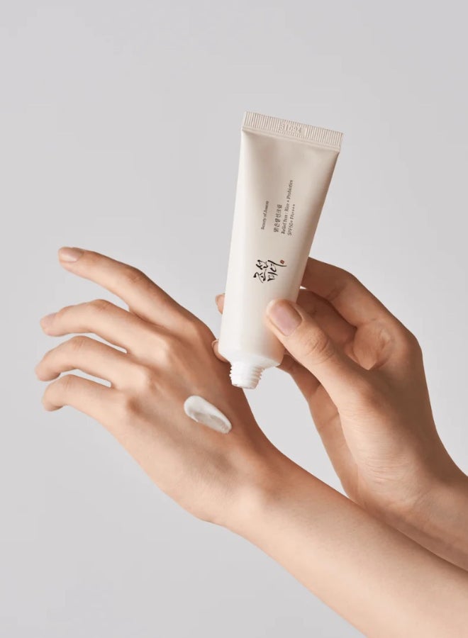 Beauty of Joseon Revitalize And Radiate Trio Ginseng Essence Water Glow Serum Sunscreen Rice Probiotics SPF50+ PA++++ 230ml - Image 5