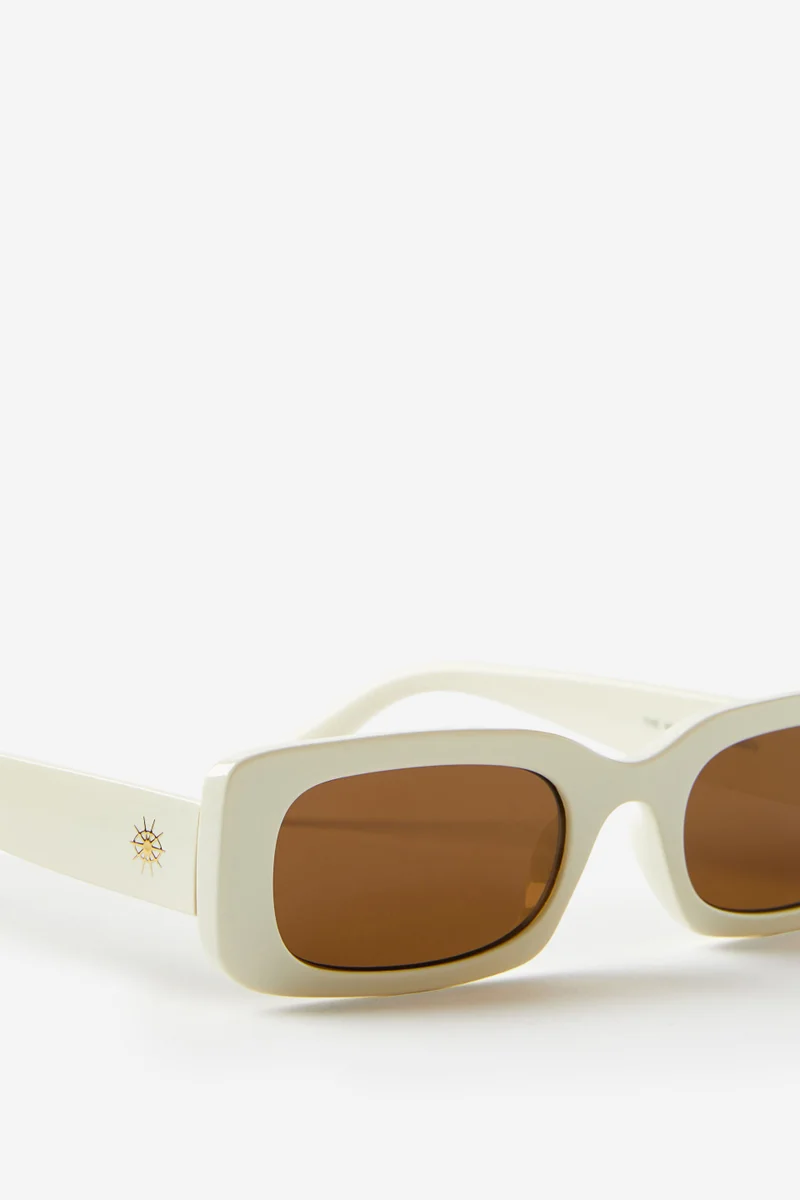 كوتون اون The Myth Sunglasses