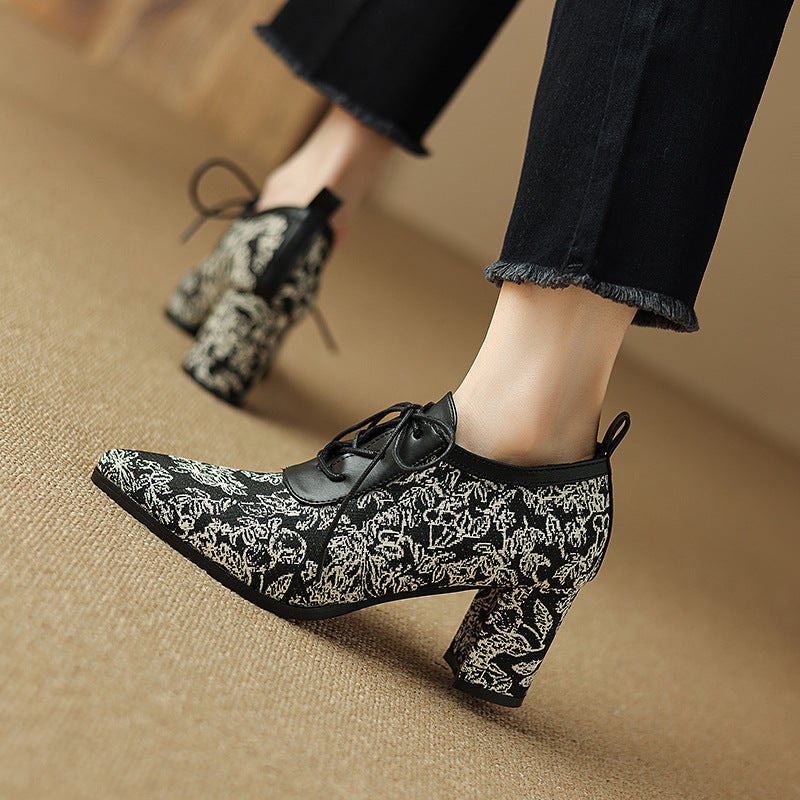Independent Station Supply Fashion High Heel 40-43 Plus Size Pointed Front Lace-Up National Style Thick Heel Shoes - Image 2