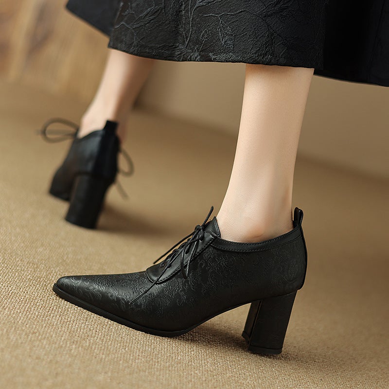 Independent Station Supply Fashion High Heel 40-43 Plus Size Pointed Front Lace-Up National Style Thick Heel Shoes - Image 3