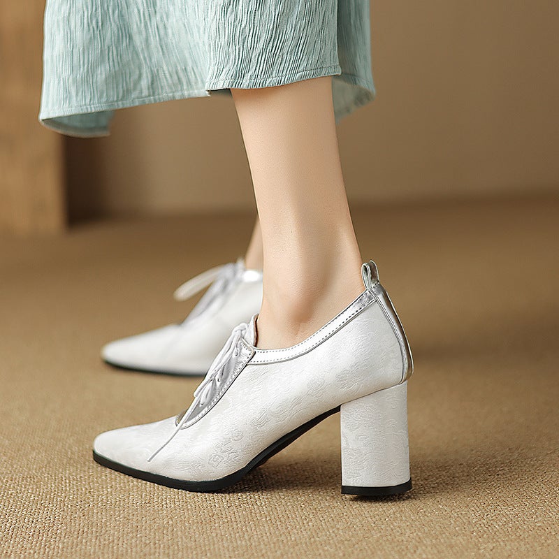 Independent Station Supply Fashion High Heel 40-43 Plus Size Pointed Front Lace-Up National Style Thick Heel Shoes - Image 5