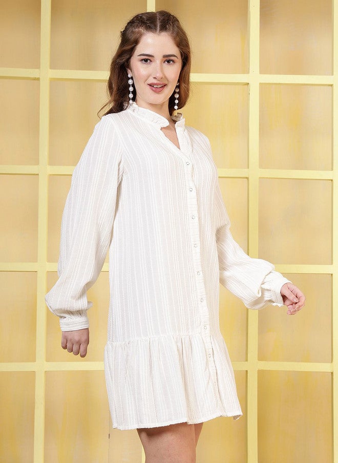 Rue Collection فستان قميص أبيض مزود بأزرار للنساء - Image 3