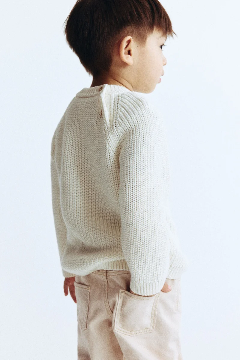 اتش اند ام جينز قطني