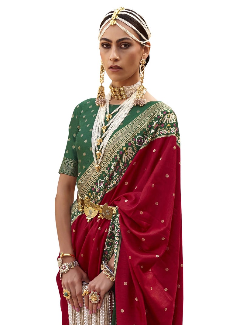 saree mall ساري مول ساري حرير باتولا نقي بتصميم منسوج وعمل زري للنساء مع قطعة بلوزة غير مخيطة، أحمر - Image 1