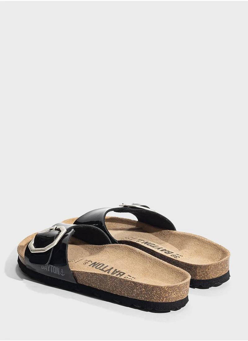 BAYTON Zephyr One Strap Flat Sandals