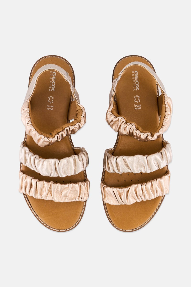 GEOX صندل جلد نسائي بكعب خلفي، ذهب وردي - Image 3