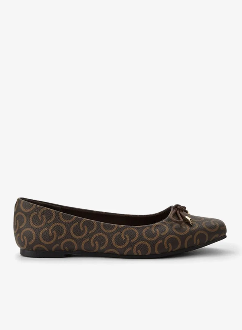 سيليست Women Monogram Print Ballerina Shoes