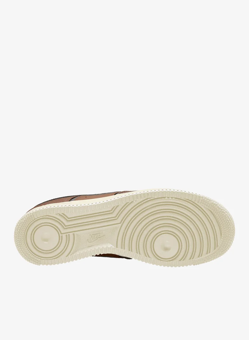 Nike CACAO WOW/VELVET BROWN-LT BRITISH TAN-SOFT PEARL Air Force 1 '07 Lv8 Sport for Men | Best Price UAE