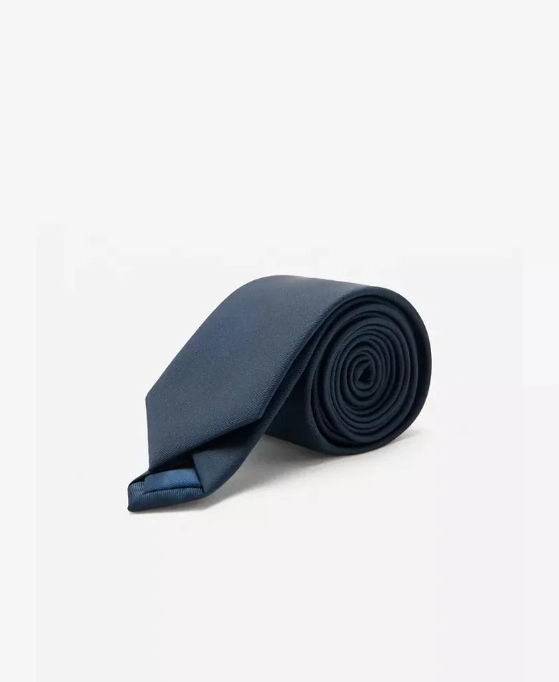 Smooth Micro-Structured Tie