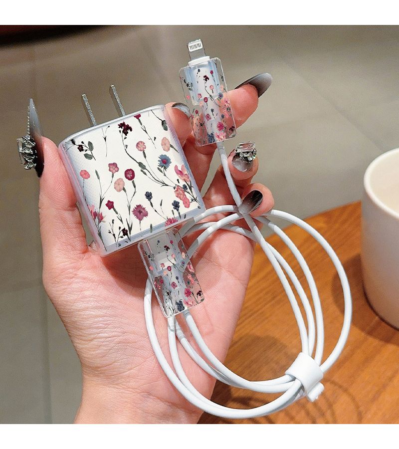 مجموعة حافظة هاتف 5 في 1 لهاتف iPhone 14 Pro - حافظة شفافة مع واقي كابل البيانات وغطاء محول الشحن السريع - Image 1