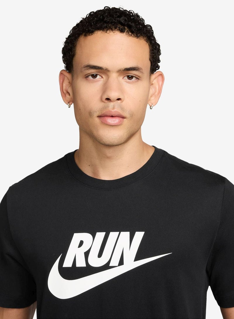 Nike Dri-Fit Running Swoosh T-Shirt - Image 3