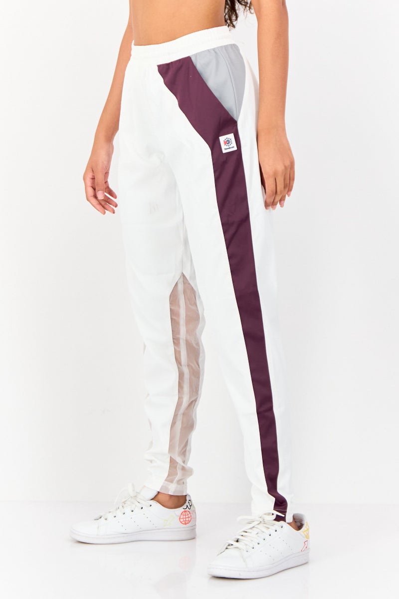 Reebok Women Sportswear Fit Outdoor Sweatpants, Multicolor - Image 3