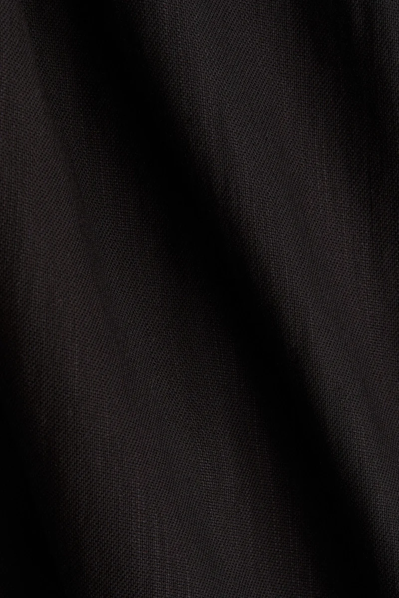 اتش اند ام فستان بأكمام قصيرة