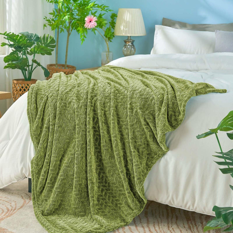 inhand Sage Green Fleece Throw Blanket for Couch, Super Soft Flannel Blanket, Lightweight Fuzzy Blankets Sofa Bed Office, Washable Cozy Plush Fleece Blankets&Throw for All Season(50x60 Inches) - Image 4
