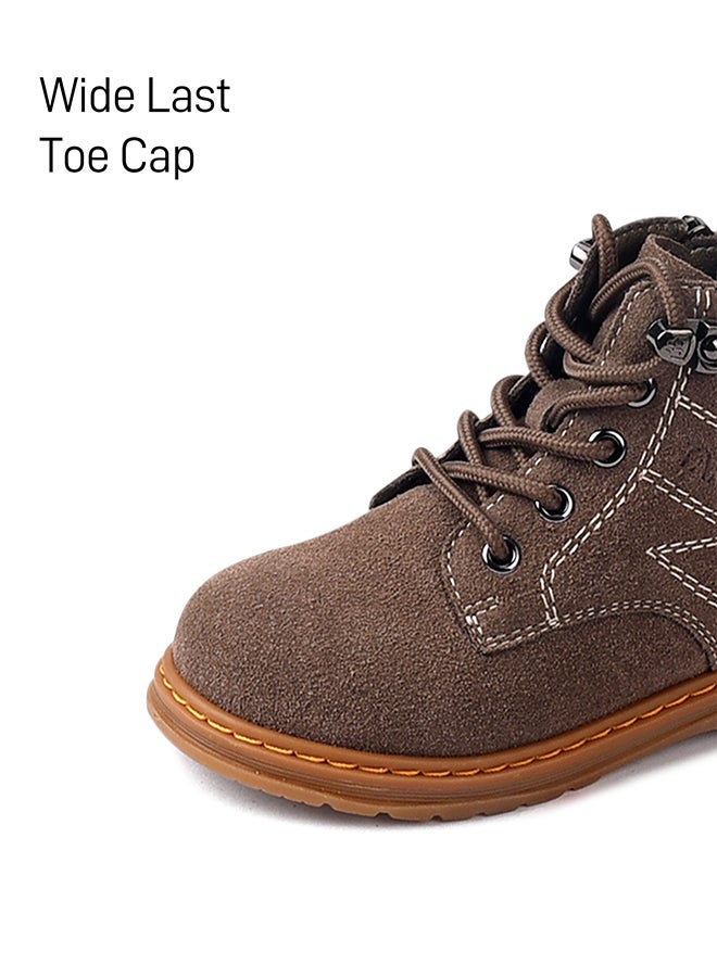 تارانيس حذاء تارانيس بني من جلد الغزال للأطفال - برباط وسحاب جانبي - Image 2