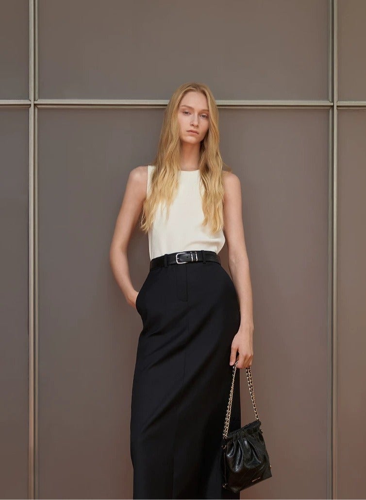 Charles & Keith Small Hobo Bag - Image 5