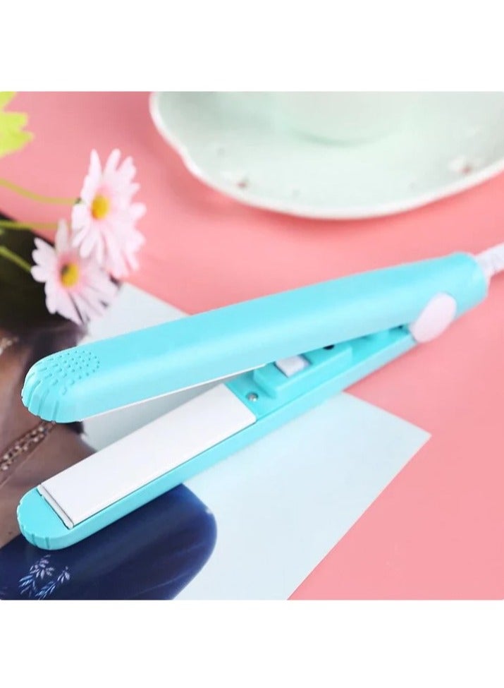 Mini Portable Hair Straightener - Light Blue Color - Image 3
