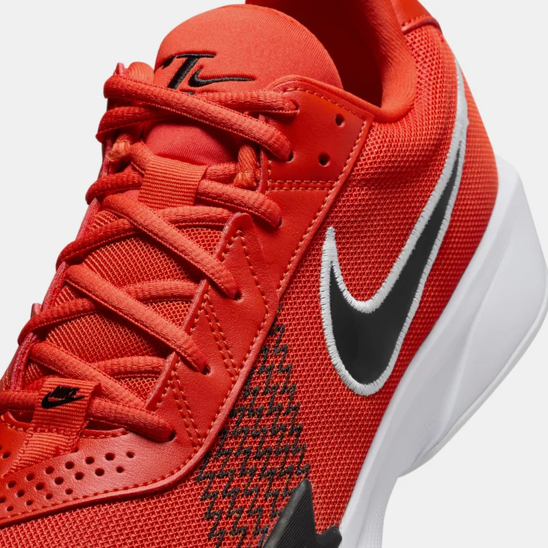 Nike Men's G.T. Cut Academy Basketball Shoes