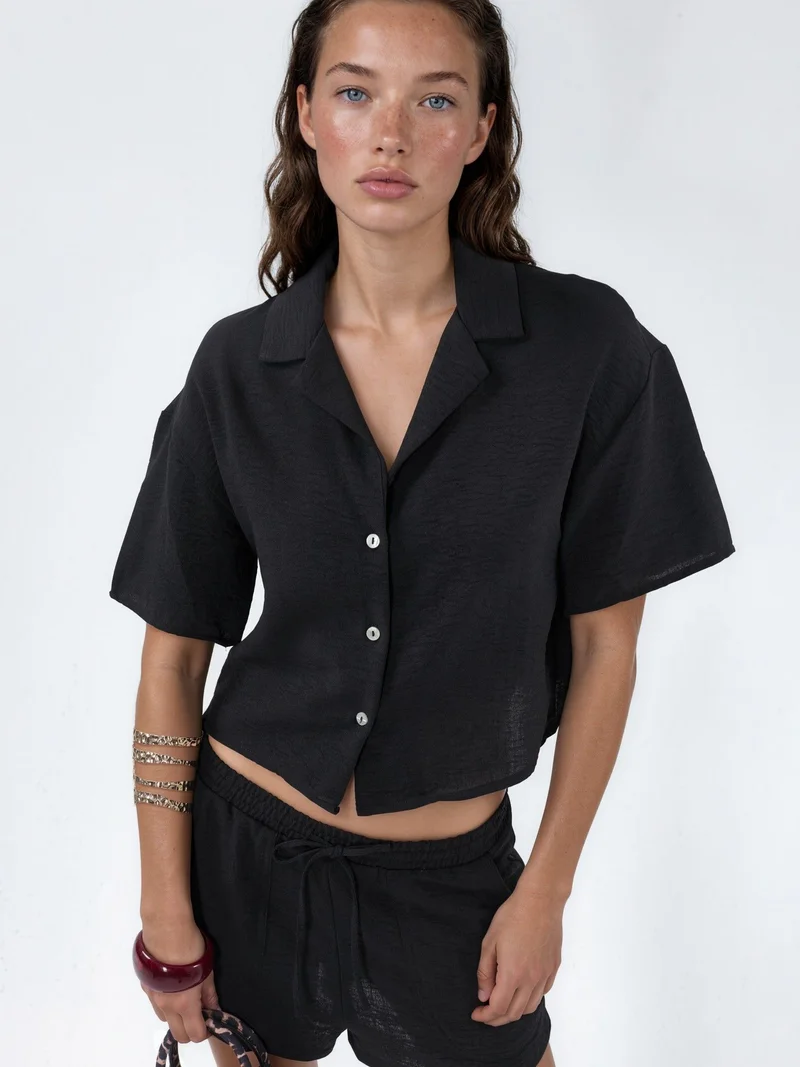 بوسيم BUSEM Textured Crop Shirt with Button Closure
