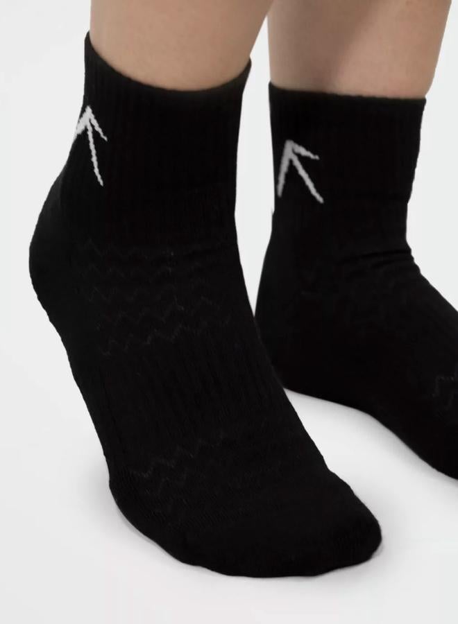 Wizard Pack of 3 - Black Short Crew Cotton Socks - Image 4