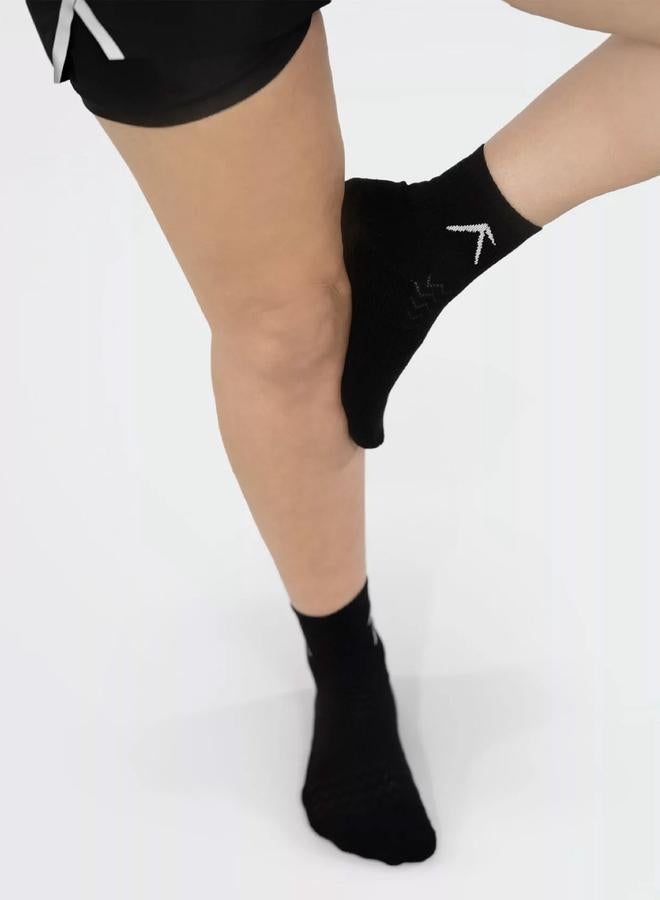 Wizard Pack of 3 - Black Short Crew Cotton Socks - Image 3