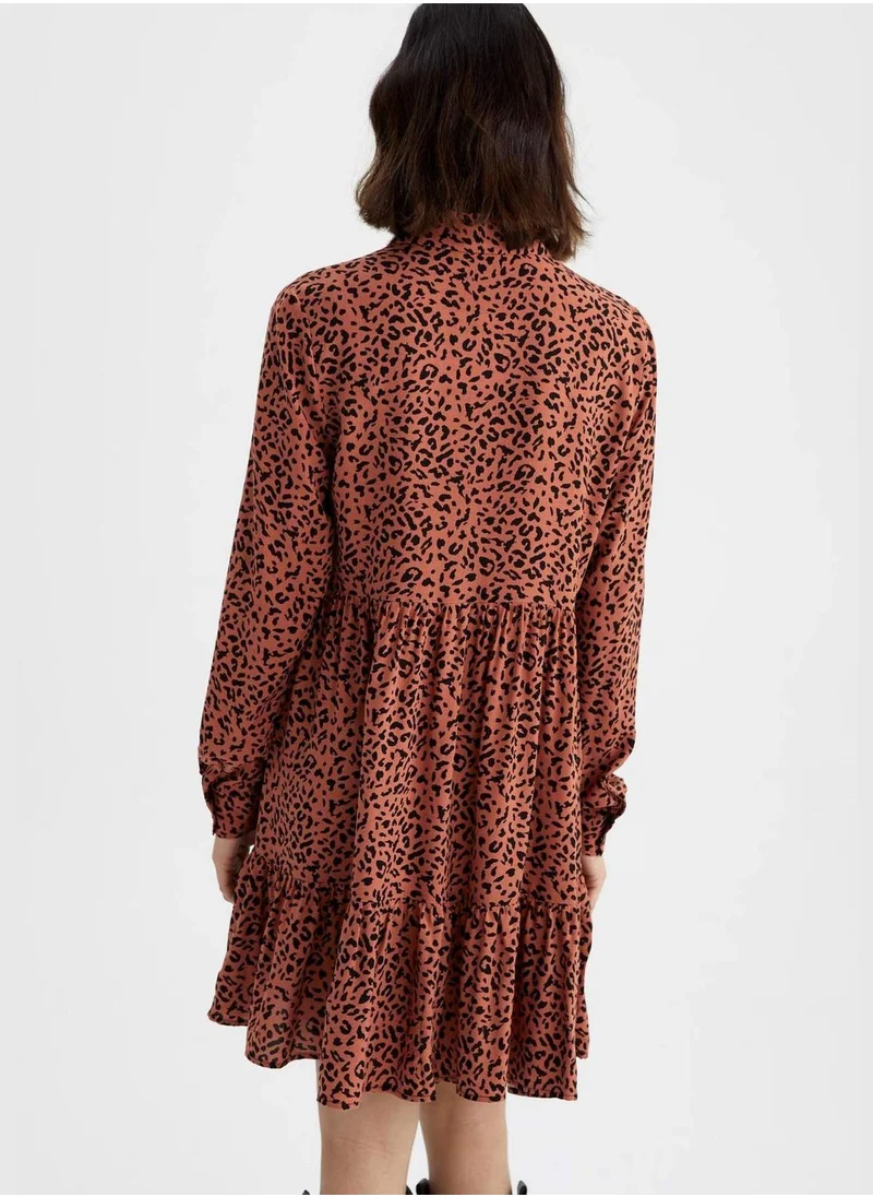 ديفاكتو Woman Tiered Long Sleeve Woven Dress