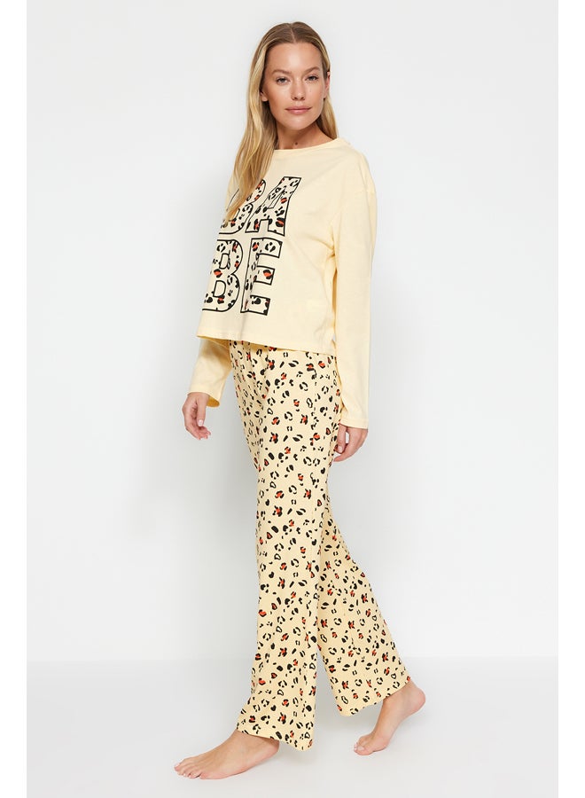 trendyol Yellow 100% Cotton T-shirt-Pants and Knitted Pajamas Set THMAW24PT00135. - Image 2