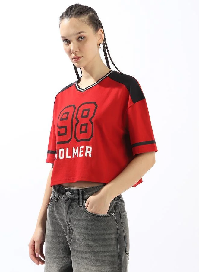 هوبرهولمي تيشيرت نسائي قطن 1% بطبعة ملونة بقصة بوكسي