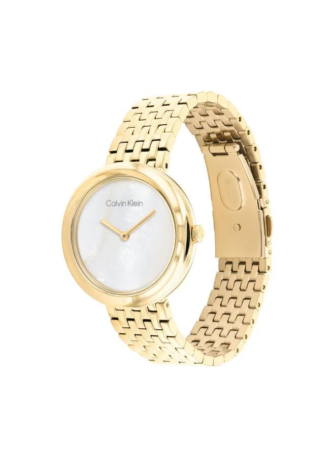 CALVIN KLEIN Calvin Klein Analogue Quartz Watch for Women TWISTED BEZEL Collection with Gold Colored Stainless Steel Bracelet - 25200321