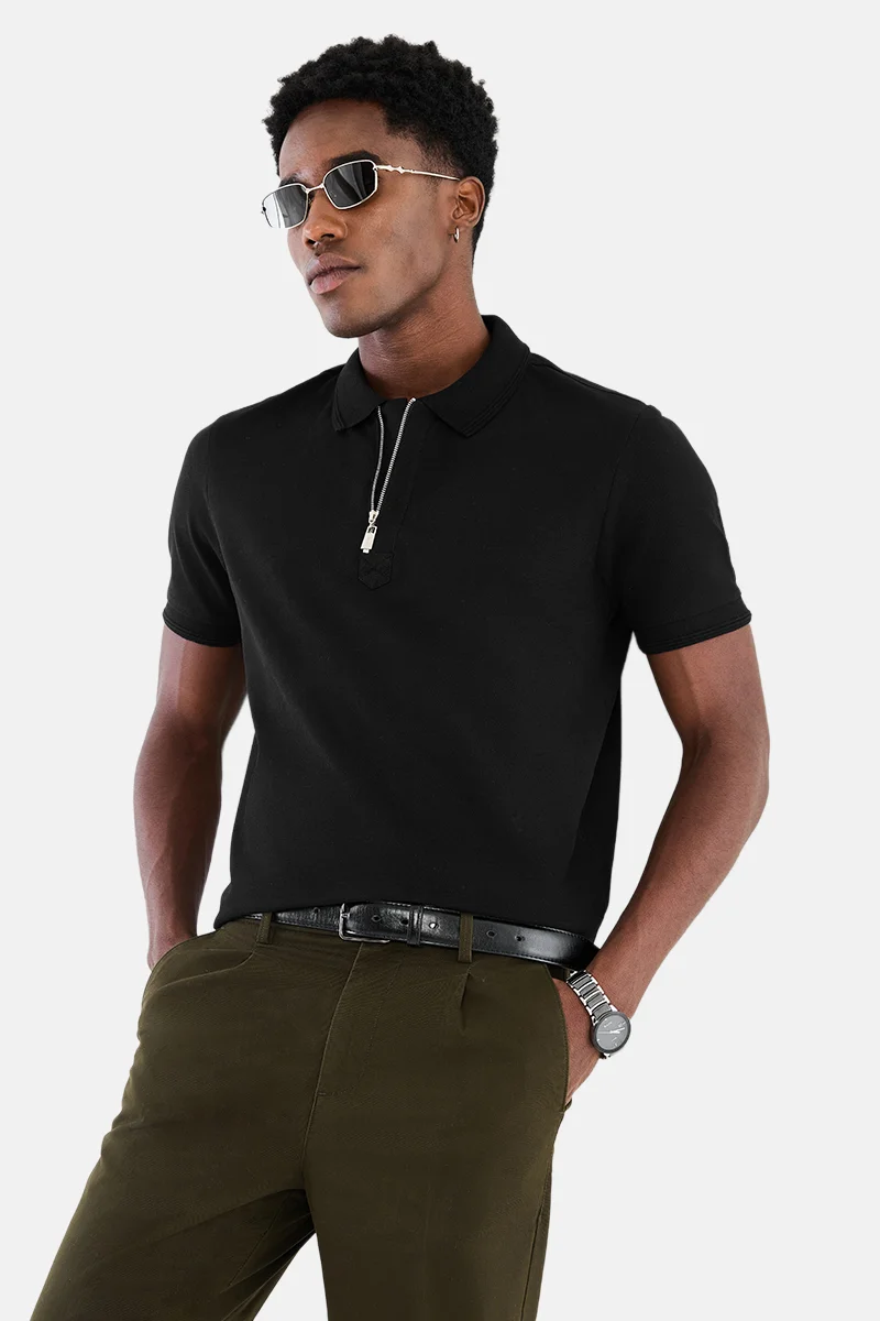 سنيتش Black Textured Half Sleeve Regular Fit Casual T-Shirt