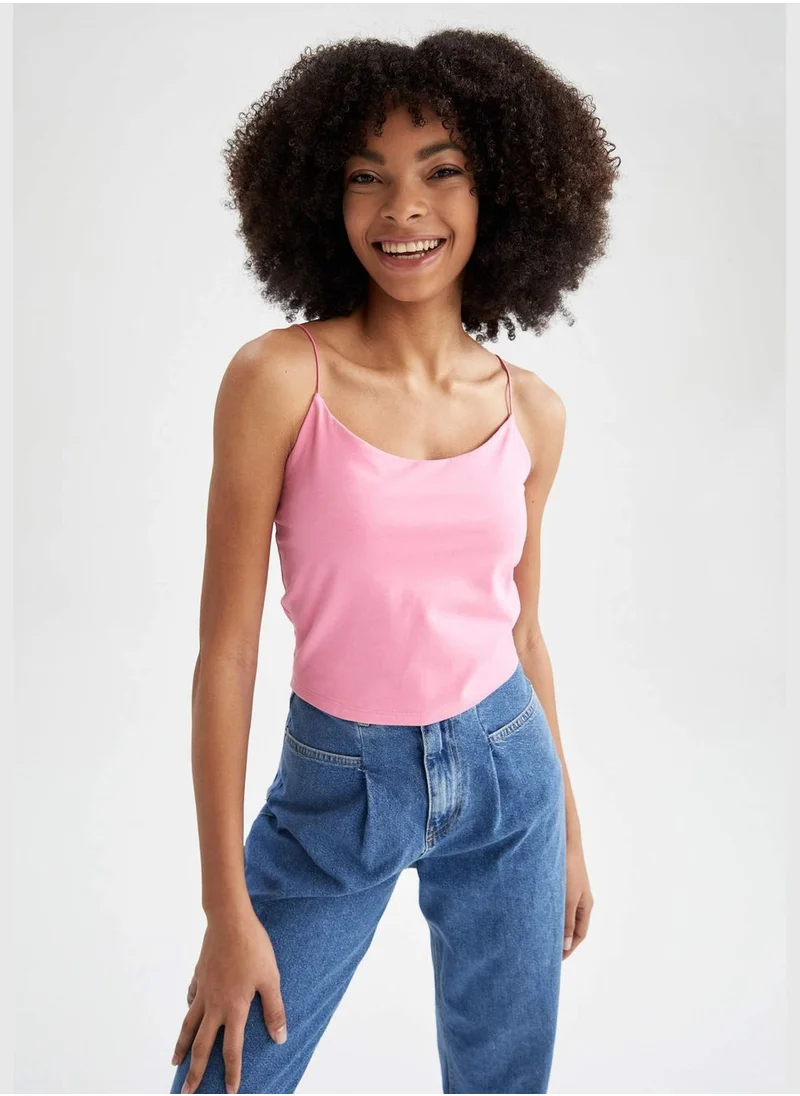 ديفاكتو Basic Spaghetti Strap Tank Top