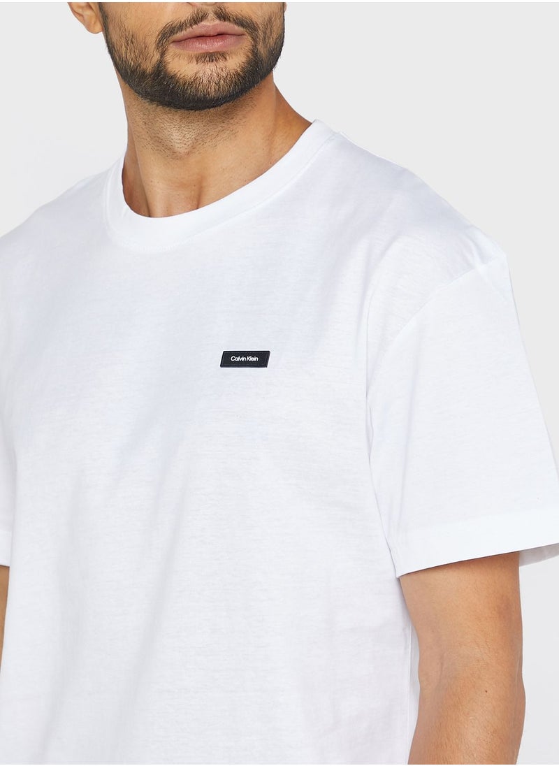 CALVIN KLEIN - Essential Logo T-Shirt - Image 1