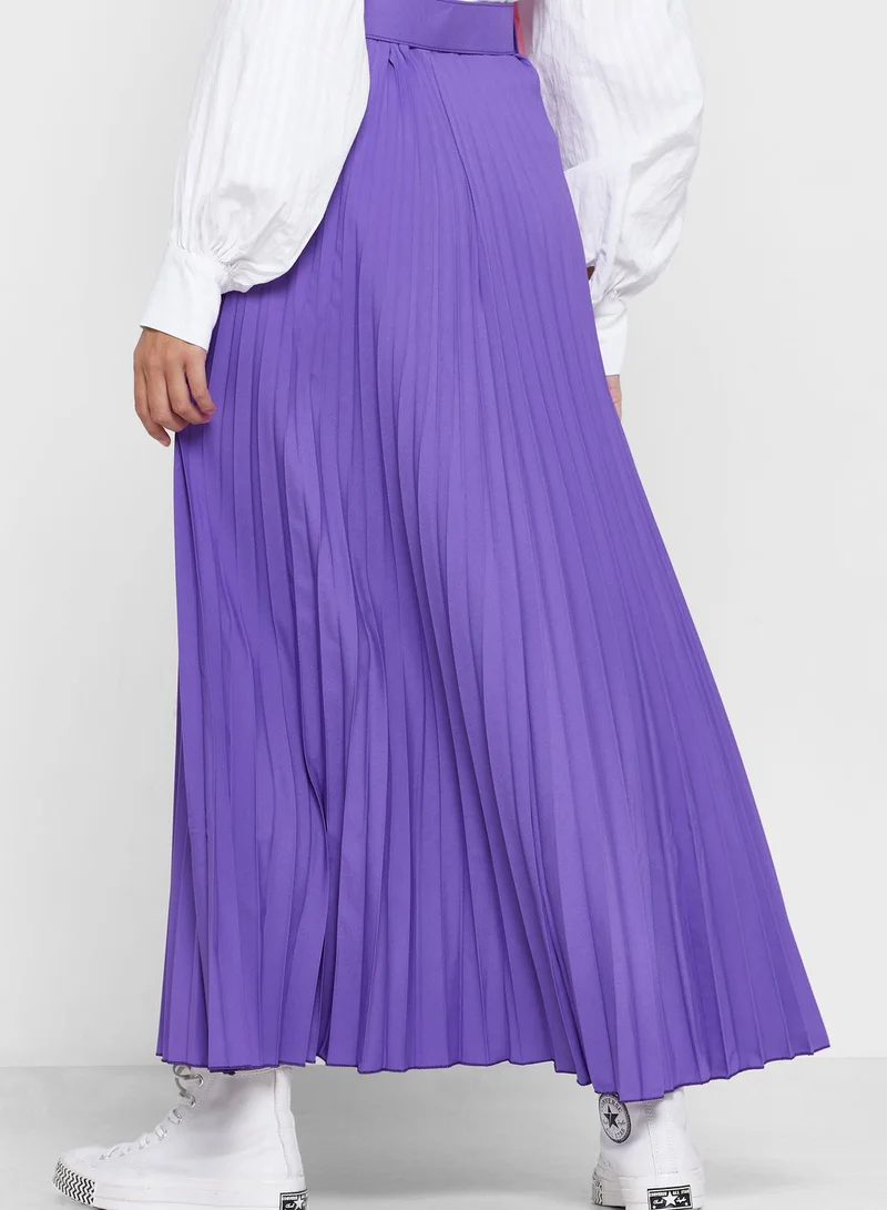 Khizana Pleated Skirt With Belt