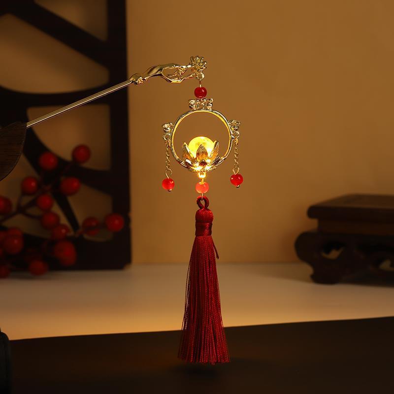 Generic Antique Tassel Hairpin Luminous Lantern Hairpin Metal Lotus Palace Fairy Style Headwear Daily All-match Hair Accessories for Women Red Lotus Night Light-Red 
