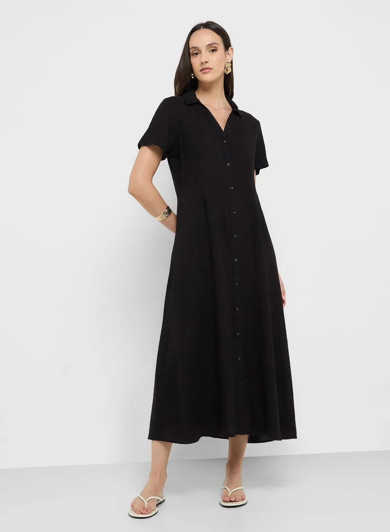 فيرو مودا Classic Button-Down Dress