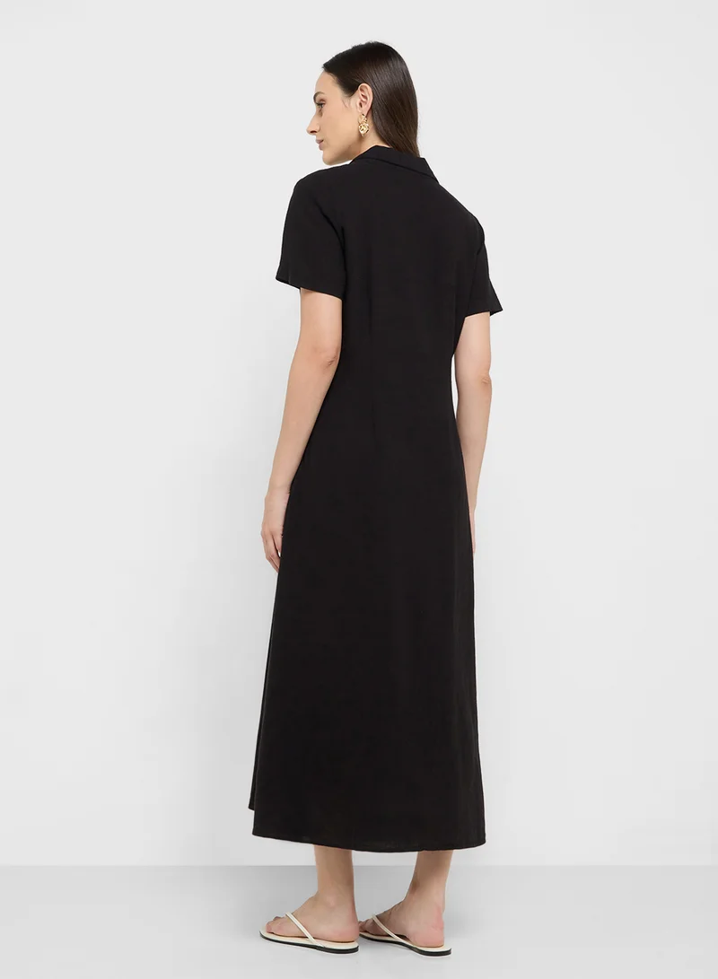 فيرو مودا Classic Button-Down Dress
