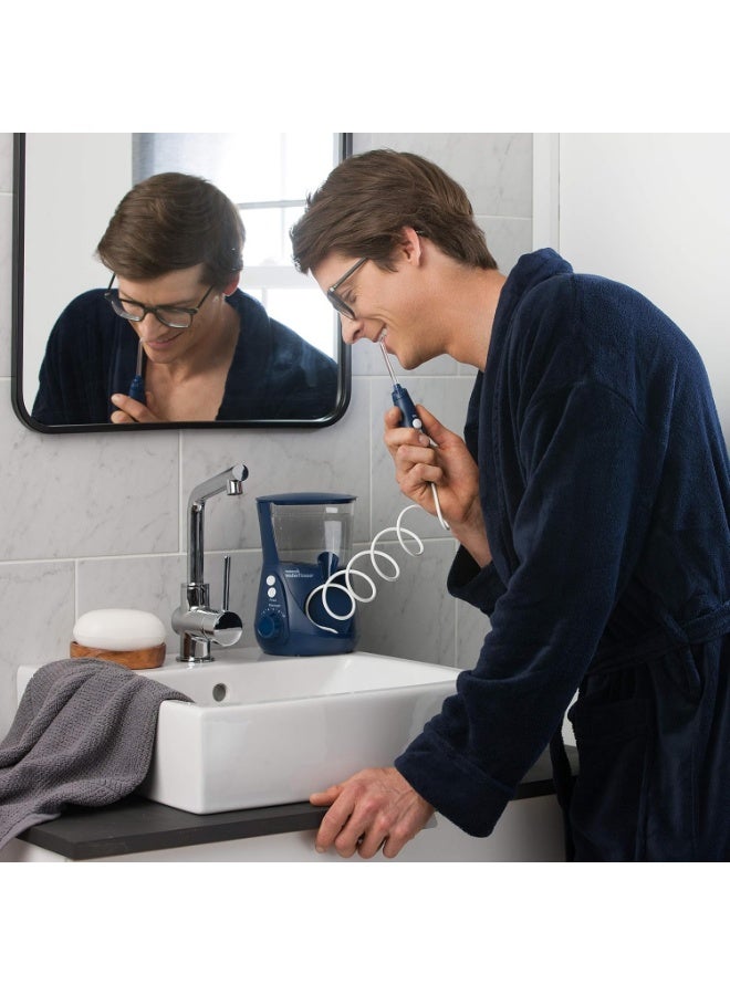 Waterpik Ultra Professional Waterflosser feststehende Munddusche mit 7 Aufsätzen, Druckbereich von 0,7-7 Bar regulierbar über 10 Druckeinstellungen, integrierter Timer, Blau (WP-663EU) | With 6 heads, with advanced pressure control system, 10 settings, plaque removal tool - Image 3