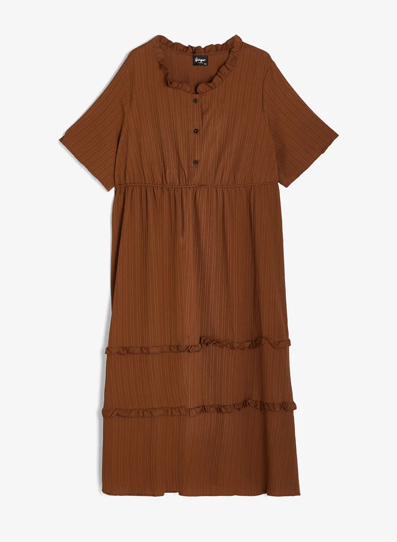 جينجر بلس فستان   بطبقات وأزرار