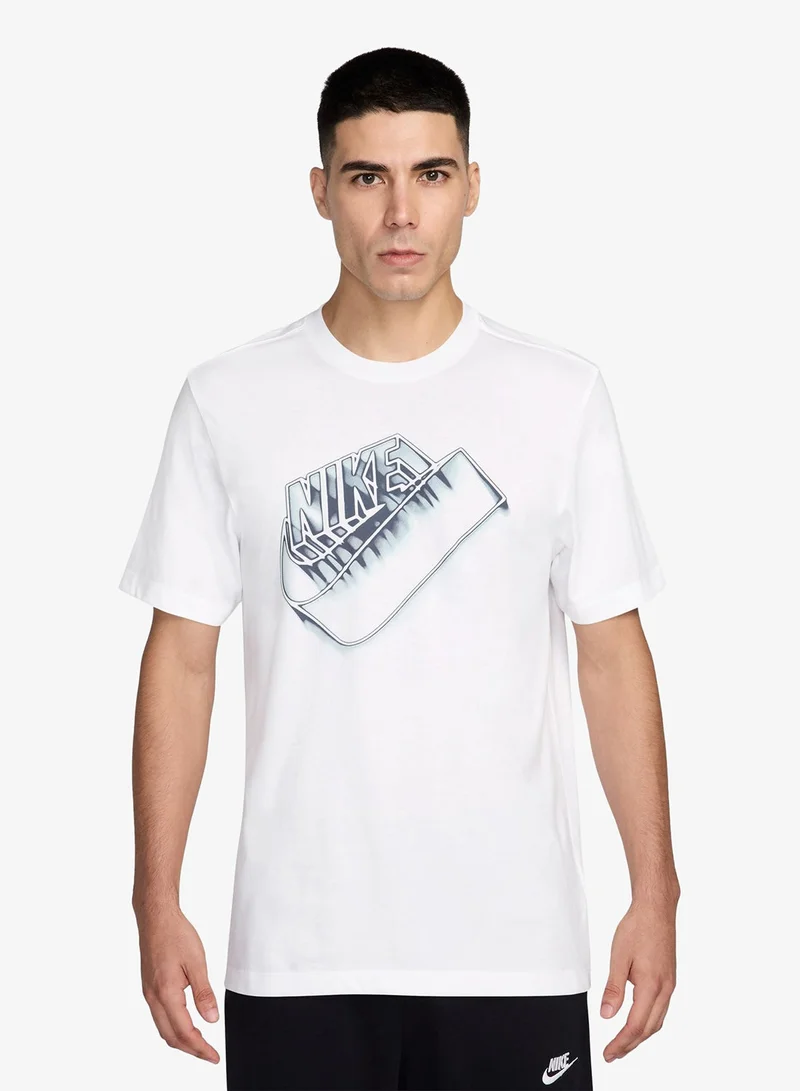 Nike WHITE Nsw Standard Blur Futura T-Shirt for Men | Best Price UAE