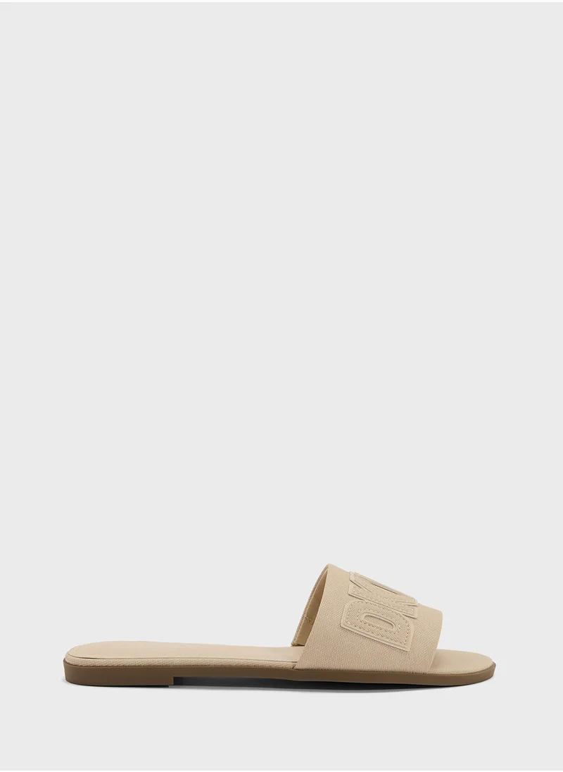 دكني Wilow Single Strap Flat Sandals