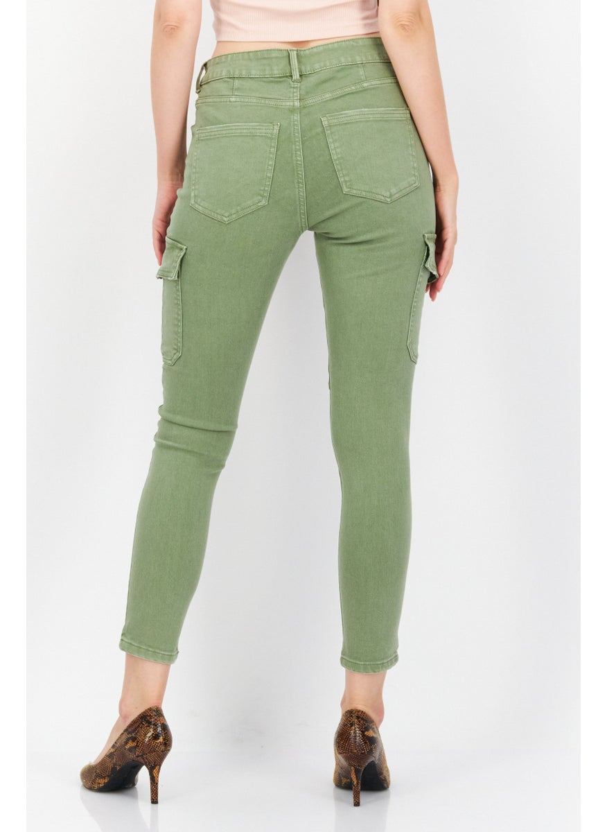 Women Skinny Fit Plain Chino Pant, Olive - pzsku/Z6BE681CFA4366A92505BZ/45/_/1734963327/8efcaa5b-e94a-4ebd-a1d8-7c9686643dd9