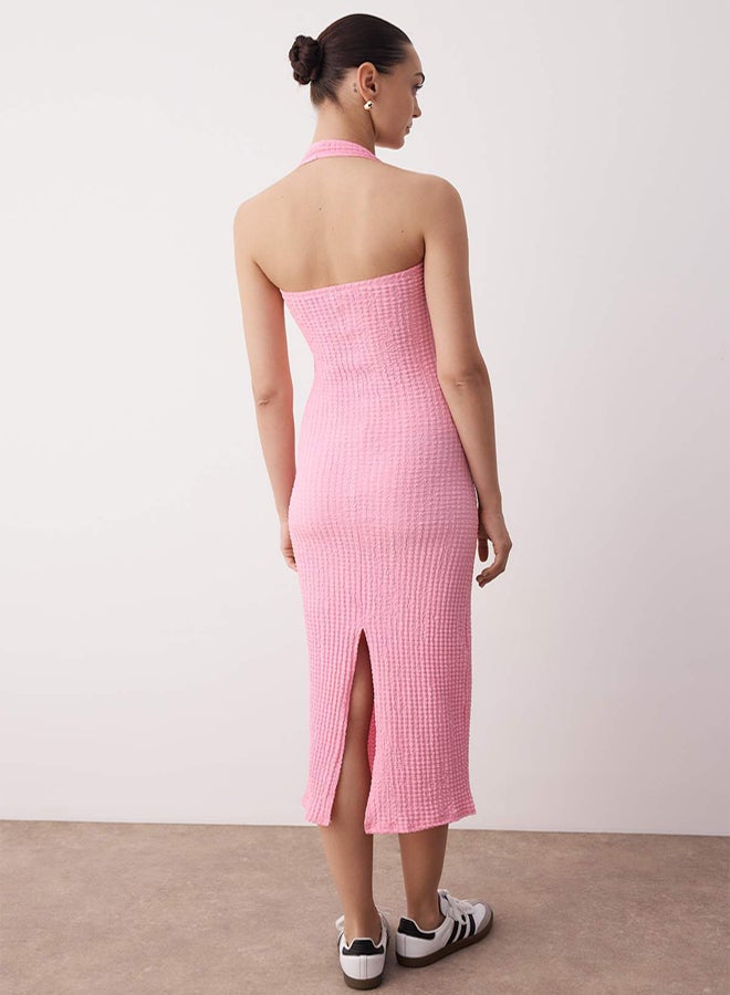 trendyol Pink Textured Halter Bodycone/Fitted Stretchy Maxi Knitted Dress - Image 4