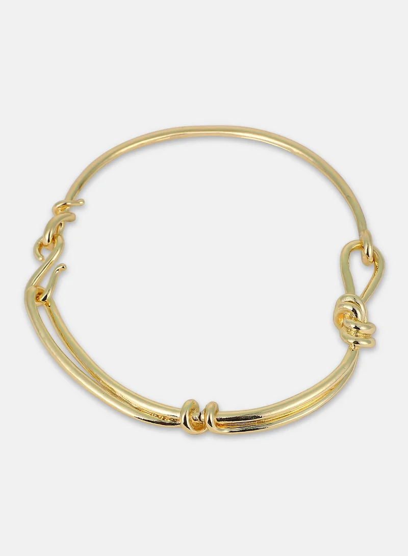 SOHI SOHI Women The Knotted-Bar Collar Necklace | California  Colour | One-Size | Metallic Alloy Material | S-Hook Closure | Necklace For Casual & Evening Wear