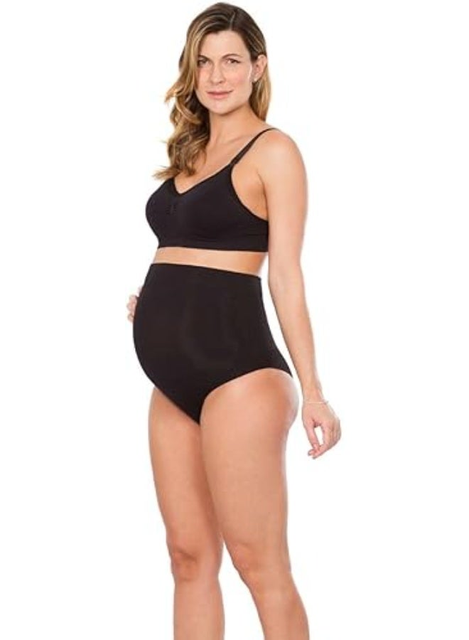 Cotton maternity panties – comfortable, flexible, and soft fabric that supports the belly throughout pregnancy.