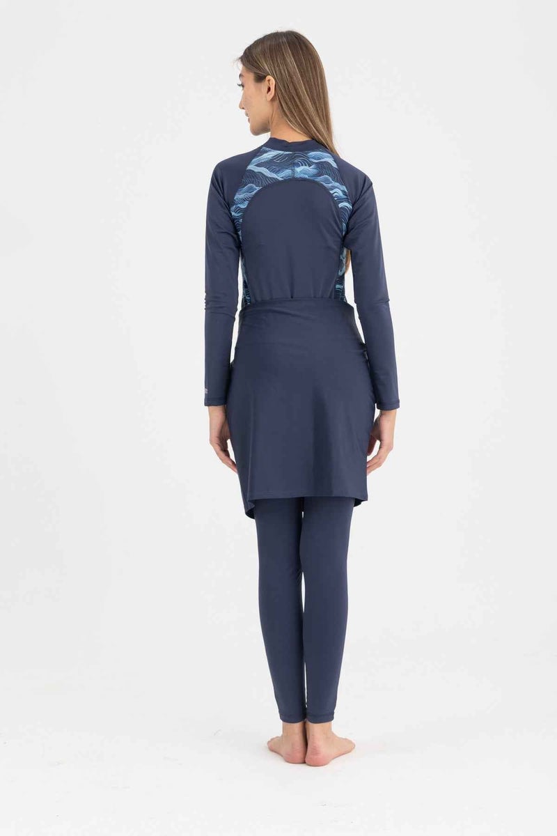 Libra Sport Beach Wrap - Navy - Image 3