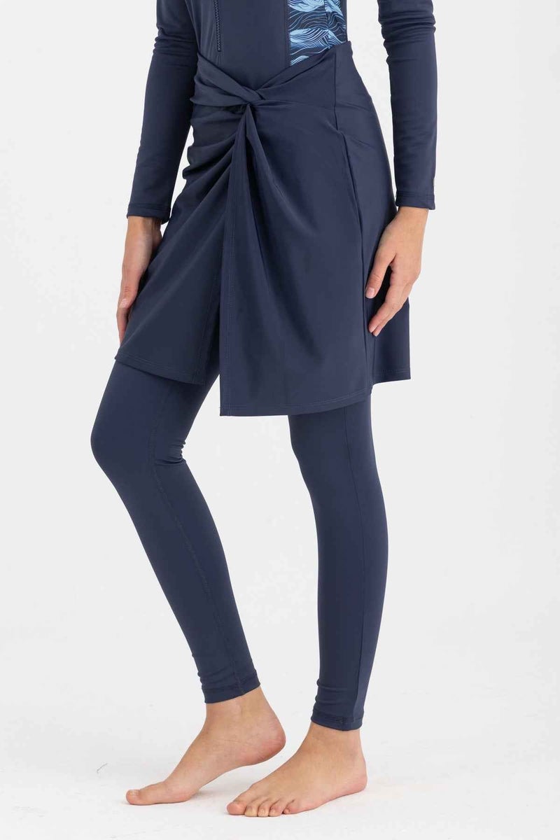 Libra Sport Beach Wrap - Navy - Image 4