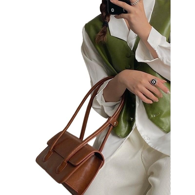 Lightweight Green PU Crossbody Bag, Everyday Shoulder Purse - Image 3